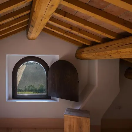Valeria, Enjoy Wonder Of Pure Nature With Your Loved Ones Villa Santa Maria Nuova (Ancona)