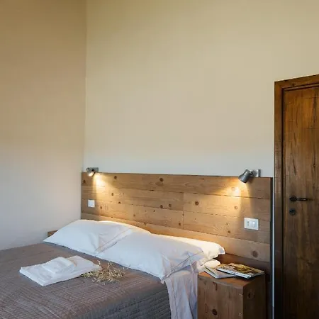 Valeria, Enjoy Wonder Of Pure Nature With Your Loved Ones Santa Maria Nuova (Ancona)
